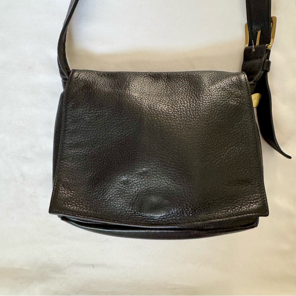 Vintage Libaire Black Leather Flap Purse – Classic & Timeless